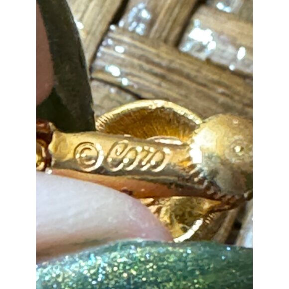 Vintage Coro Dangle Earrings Clip On Style Red and Gold Tones - Picture 4 of 5